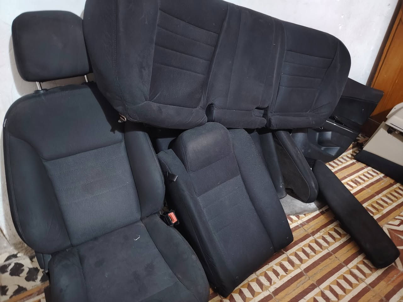 غرفه جارجر 14 للبيع مكاني موصل سعر 200 نضيفه يرادلهاا غسله ***********
