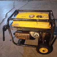 مولد بانزين 5 كيفي 20 انبير بلاديه برغي ما مفتوح بيه صوته هادئ سعر 300...