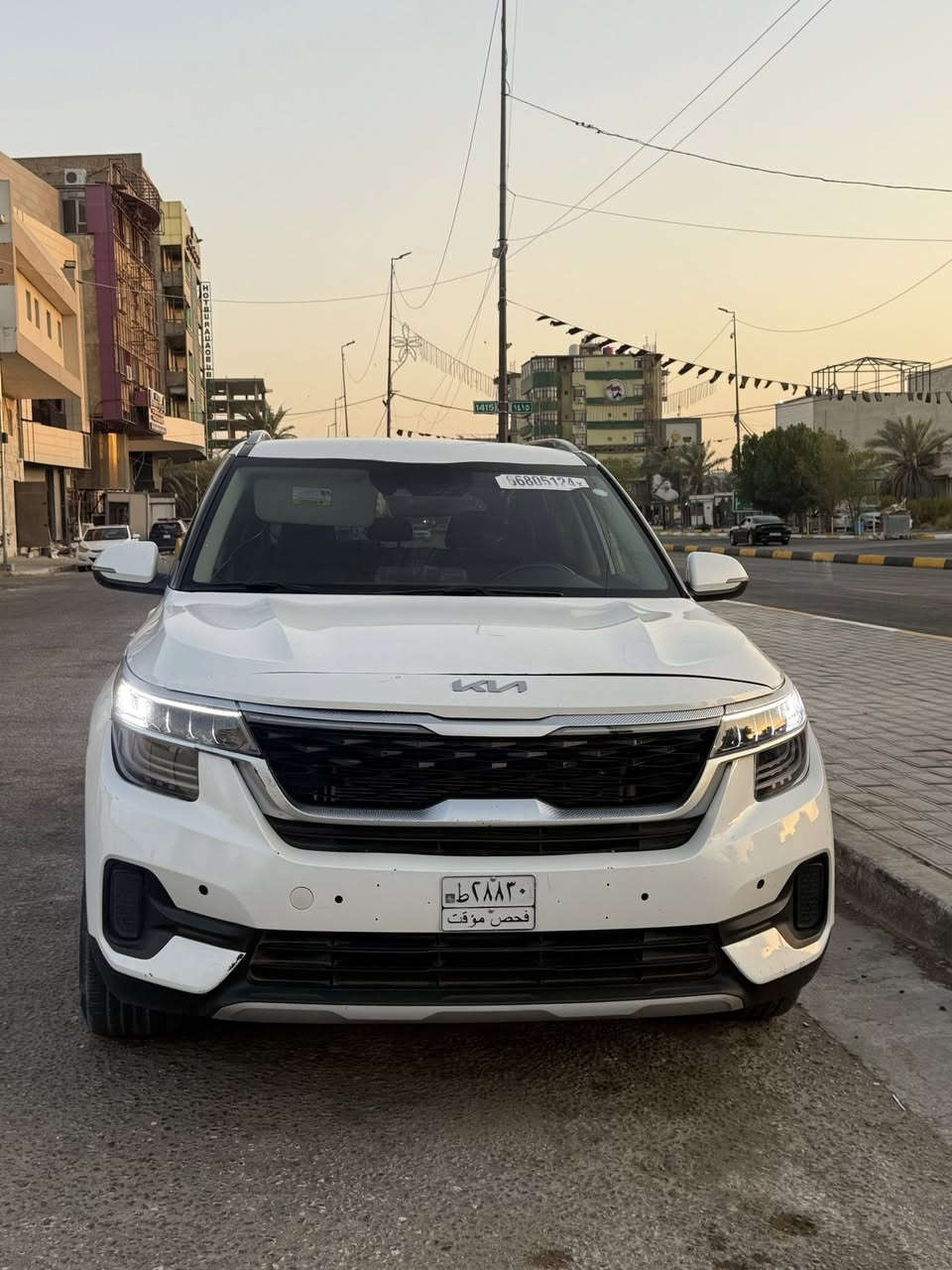 السلام عليكم 
للبيع سلتوز 23 دخول جديد بدون رقم 
ماشيه  ٤٠m
مواصفات السياره
بصمه
شاشه كبيره 
كشنات جلد 
كشنات كهرباء 
كشنات تدفئه 
تبريد قطعتين 
ويل كب كروم 
قياده ذاتيه
تحكم ستيرن 
تشغيل عن بعد 
اشاير بل مري 
رادارات 
حادث السياره دعاميه اماميه وبارد كلش بسيط بمقدمه البنيد سياره جاهزه من كلشي
سعر ١٥٥مجال بسيط جدا 
مكان السياره كربلاء لتواصل والاستفسار 
رقم الهاتف ***********
