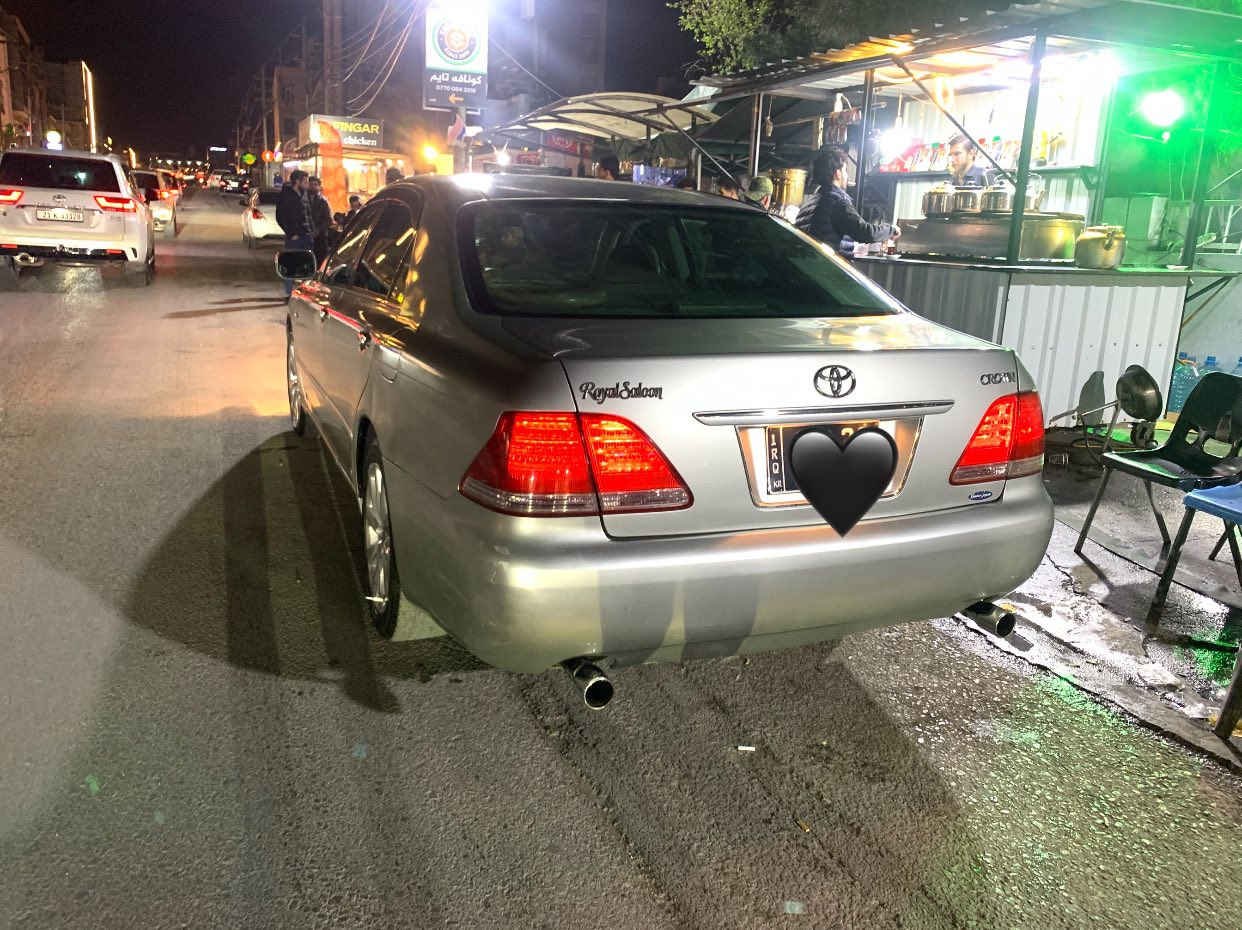 شاهینە ١٨٢ گەورە بە گەورە بێ دووکەڵ   2005 دوو دووگمە دوو پارچە بۆیاخی ئەوروپای هەیە دەعمی نییە سەیارەکە هەیکەلی زۆر جوانە گێڕوو مەکینەی بێ کێشەیە عەزێت نەدراوە ناوو ڕەساسییە نرخ ٤٩ گەڵاوو معامەلە  ***********
