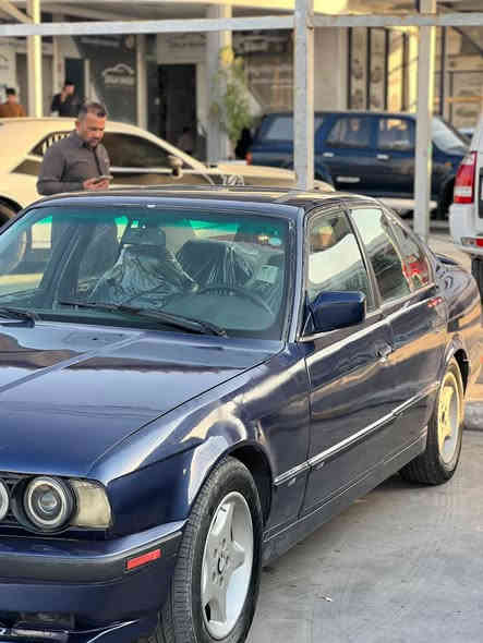 السلام عليكم
BMW 525
1989
رقم اربيل سنويه ساقطه
سياره بدون ضربه مصبوغه عام للجماليه
نخم تاير جديد
ومنضومه بانزين توني مسويهن بلكات ونوزلات وفلاتر كله جديد محرك بي شويه تبخير السياره
كهربائياتها كله شغاله
عارضها 42 وبيها مجال للشراي والي يشوفها غاليه اللّٰه يرزقك باحسن منها عنواني بغداد تقاطع درويش مال البياع للتواصل واتساب او علي الخط
***********
