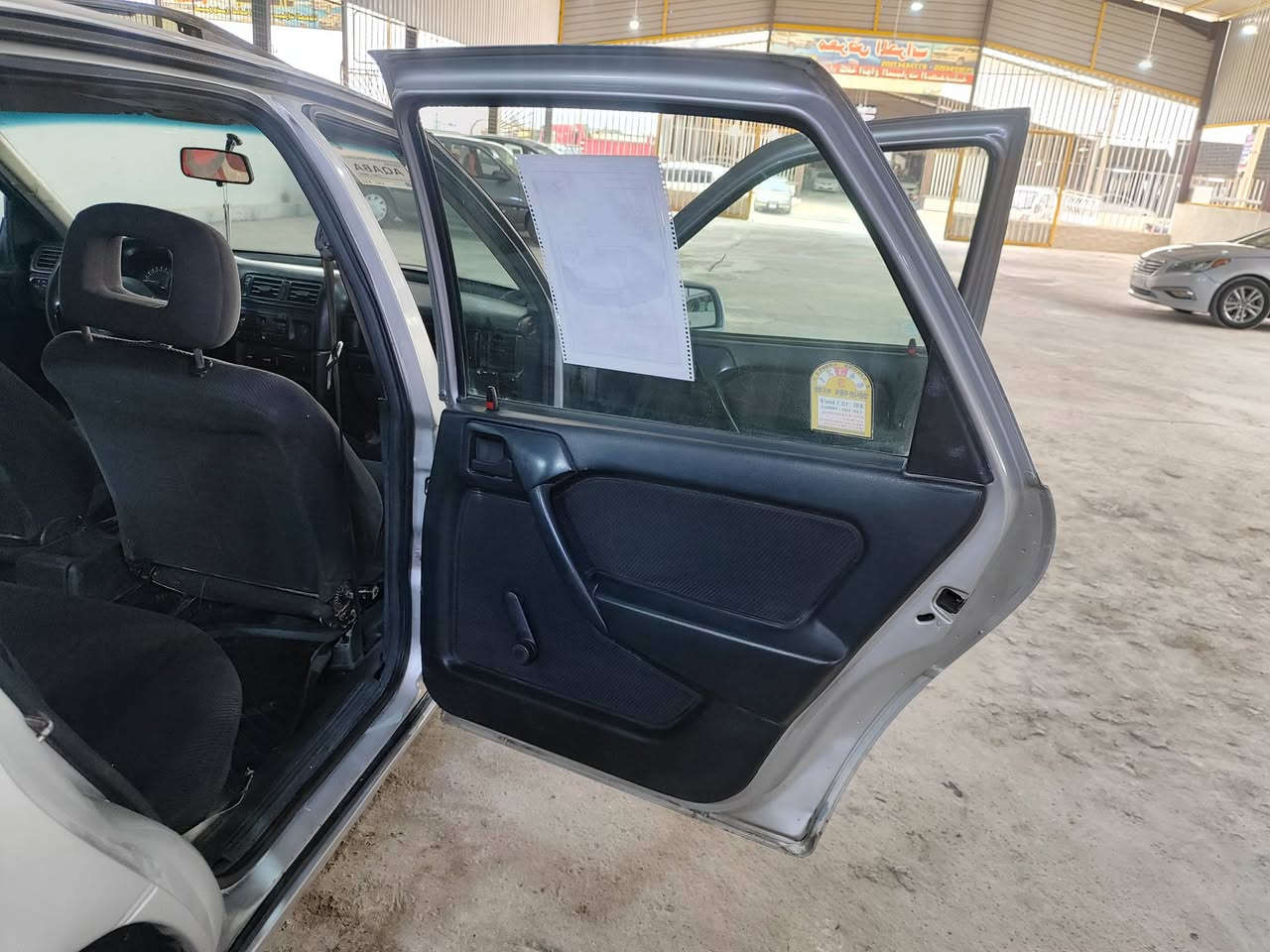 السلام عليكم 
اوبل فيكترا حجم 18كير اوتوماتيك موديل 92 كير ومحرك شرط سياره نضيفه 
سنوية لغاية 28شرط الوكالة والتحويل سعرها 50وبي مجال 
للاستفسار عن طريق الاتصال 
***********
