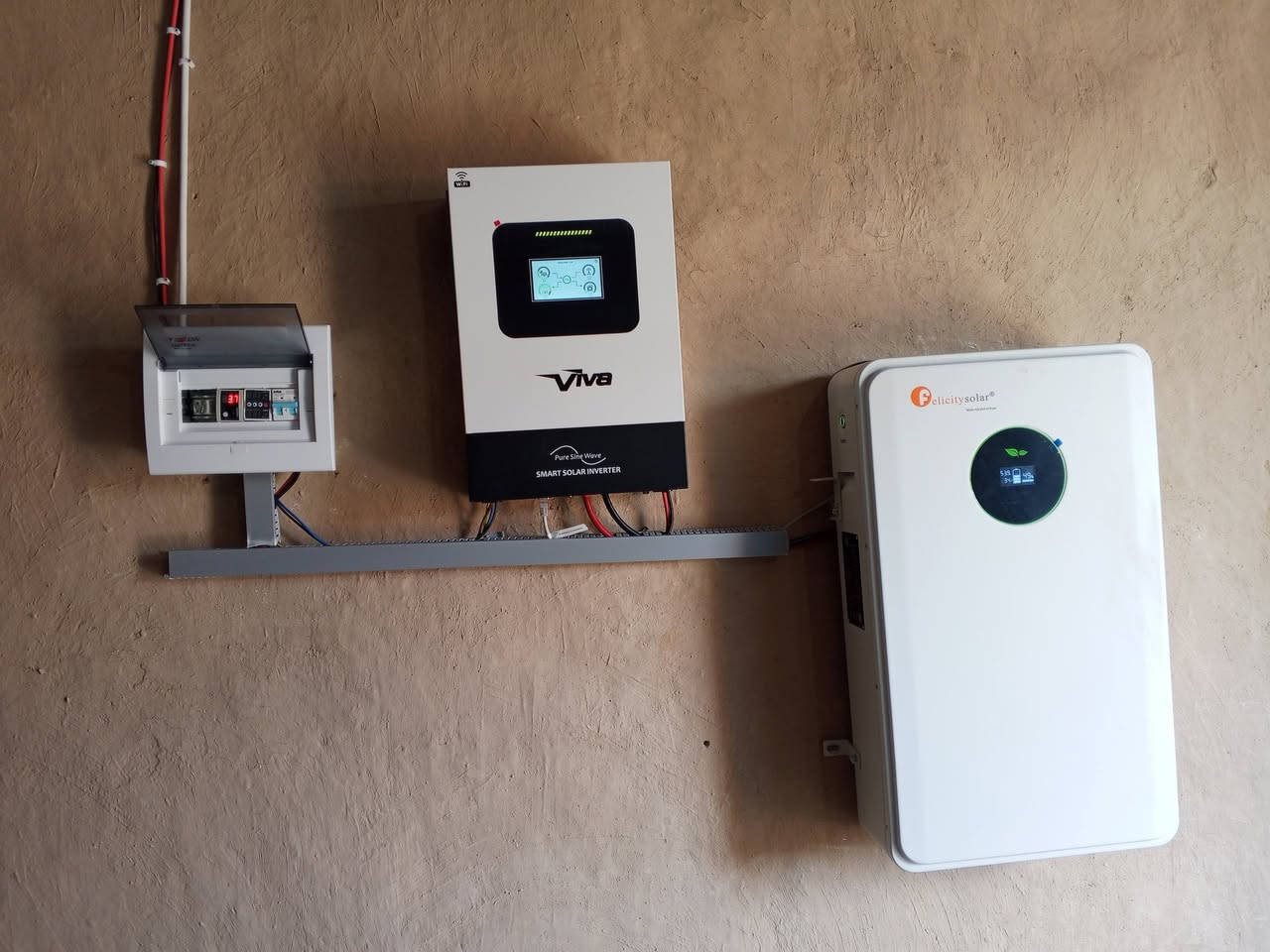 بعونه تعالى 
تم #تنصيب #منظومه #طاقه #شمسيه 

10امبير نهاري. و10امبير ليلي 

في #قضاءالحويجه  #قريه سيد حميد 
#احمد شحاذه    

مكونات #المنظومة 

🛑عدد الالوح 5. 625w

 🛑ضمان الالواح10سنه وبعمر افتراضي 25سنه 
🛑جهاز انفيرتر 6kwنوع فيفا  بضمان 2سنه 
🔴بطاريه فلستي #10k بضمان 5سنوات 
مميزاتها طفايه ضد الحريق 
🔴حديد مغلون ضد الصداء  1.5ملم 

🔴🔴يتوفر  انواع الطاقات المنزليه والزراعيه  🔴🔴#اسعار مناسبه

*********** عبد الكريم 
***********  فراس
