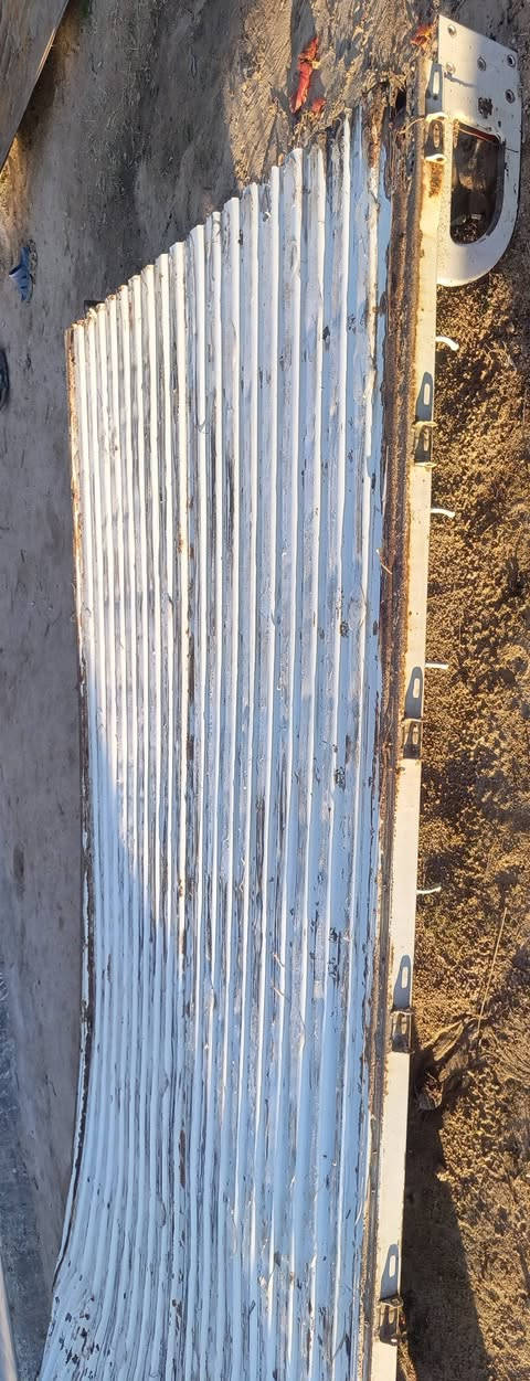 السلام عليكم
حصيره بدي مال كيا فحل موديل 2017 
السعر 350 وبيها مجال 
***********
