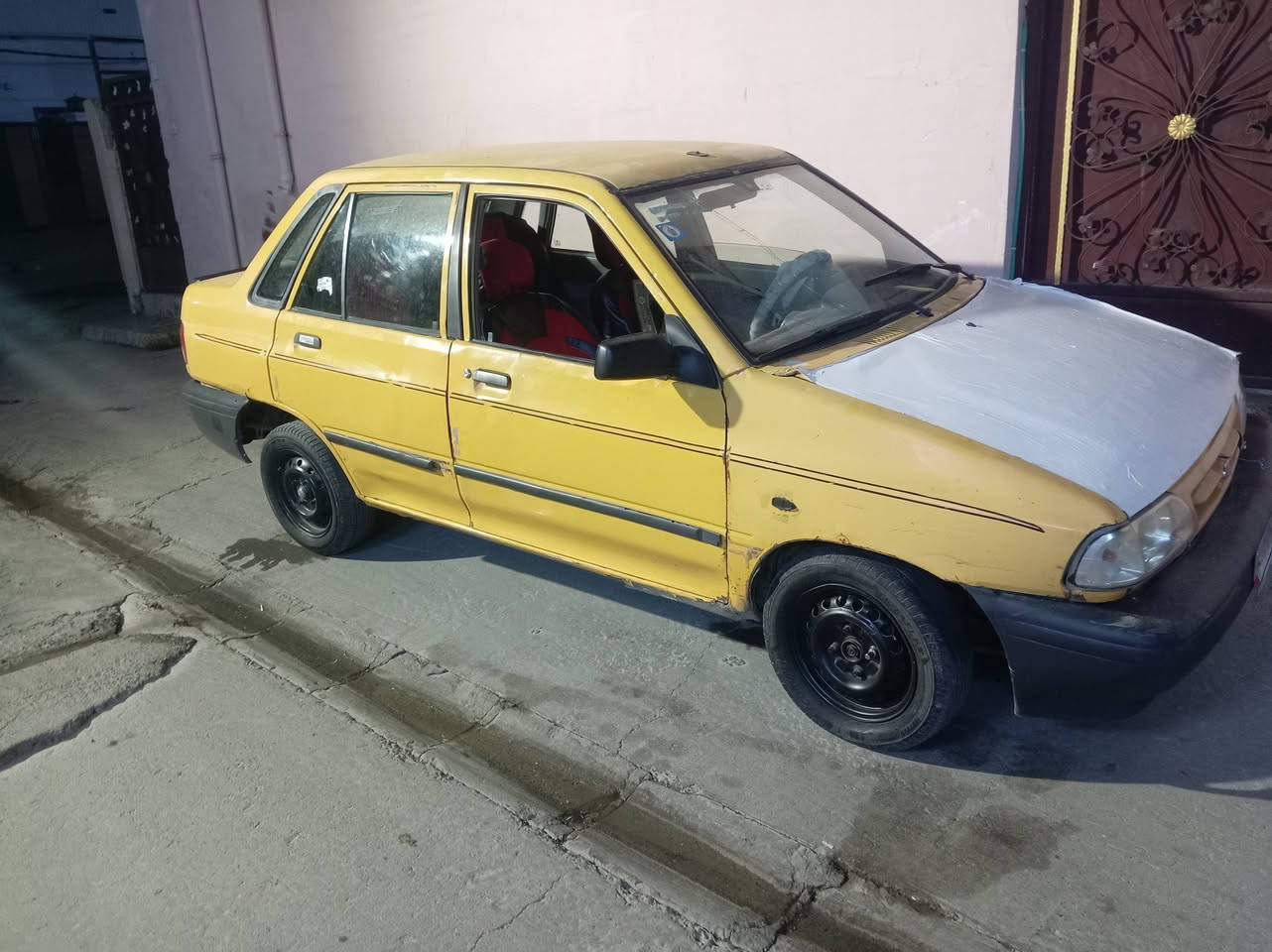 🚗 للبيع — سيارة سايبة مشروع وطني 🚗
سيارة مشروع وطني، سنوية مجددة لحد ٢٠٢٨
أوراقها كاملة ورقمها كامل، وكل الغرامات والمدفوعات مسددة بالكامل من نقابة وغيرها، فقط تحتاج تدك راقم إنكليزي وتلكه صاحبها.
✅ سيارة مال رزق وجاهزة للشغل
السياره ابيعها بدوان انطيك اورق كامله مكمل مال رقم ومال غرامت كامل فقط انته تدور صاحبها 
✅ ما تحتاج غير تشغيل وتطلع
✅ وضعها مرتب وأمورهن كاملة
السعر: ١٥ ورقة وبيه مجال للجادين 💰
📞 للاستفسار والتواصل:
***********
