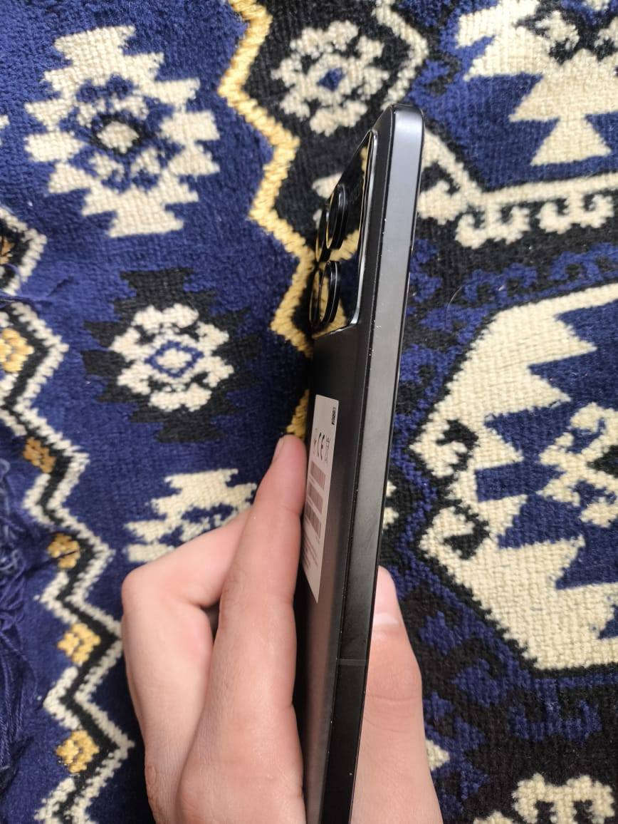 للبيع بوكو ف 6 برو ذاكره واحد تيره بايت شاحنه 120 واط .... بوبجي 120 فريم..
الجهاز بالشرط السعر 500 وبي مجال شراي خابر مو شراي اعبر المنشور للاتصال ع الرقم ***********
