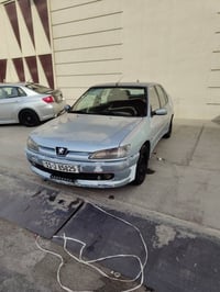 للبيع بيجو 306 موديل 2001 سنوية بأسمي سيارة بلادية مابيه ضربة فقط البج...