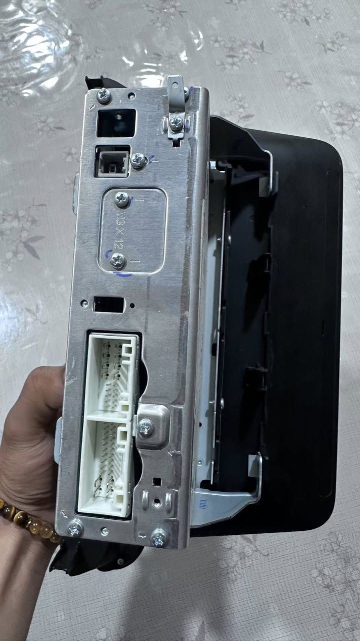 مسجل سيراتو 2024
جديد كراتين مشتغل مرتين بسس 
شتريته زيرو وبوجهي رحت بدلته بشاشه 

سعره 100الف 

***********
