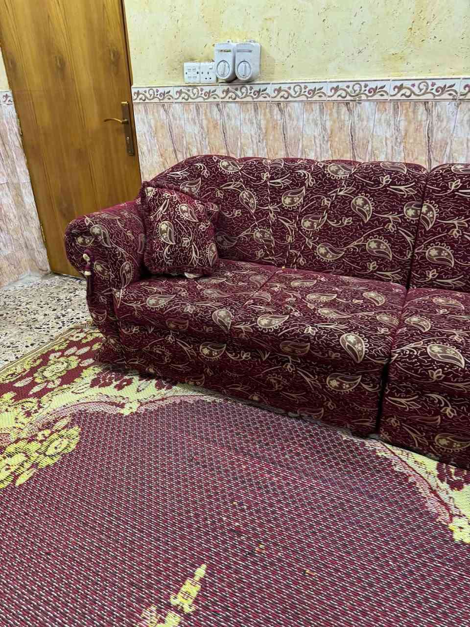 تخم نظافة ٩٠ بالمية.
يتكون من ٢٣ مقعد 
و١٠ كوشات 
وزاوية عدد٢  جدا نظيف
تسكام عراقي 
مابي اي ضرر نظيف مثل ما بصوره 
550 وبي مجال 
المكان نجف - حي النفط
ا@


**إذا كنت صاحب هذا الإعلان وتريد حذفه لأي سبب، رجاءا أرسل رسالة إلى الدعم الفني**