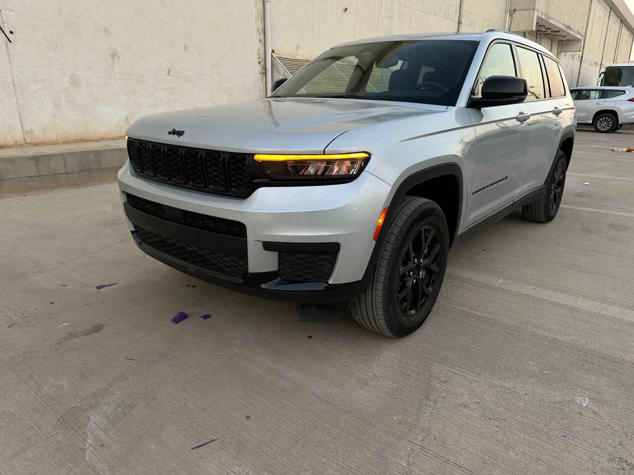 2024 Jeep Grand Cherokee Altitude 4x4
(Altitude 4x4) مواصفات 
یەک پارچە سبووغە بێ دەعمە بێ ناوگرتن بێ ئەرباگ 
(31.000) ماوەی ڕۆشتن
سعری کۆتایی : $ 275
Vin ; 1C4RJKAG3R8549069
شوێن ؛ هەولێر نزیک ماجدیمۆڵ
Whatsup ;
***********
***********

____________

2024 Jeep Grand Cherokee Altitude 4x4
(Altitude 4x4) مواصفات 
واحد قطعه صبغ بدون حادث بدوم دواخل بدون ارباك 
(31.000) ماشي
سعر نهائی: $ 275
Vin ; 1C4RJKAG3R8549069
مكان; اربيل قريب ماجديمول
Whatsup ;
***********
***********
