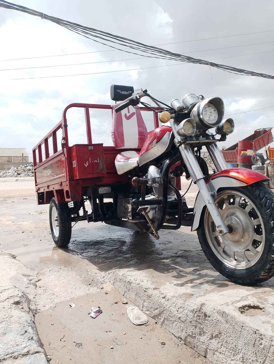 سلام عليكم.ستوته 2020للبيع كفاله عامه شاصي مكينه اكسن.مقدم كله بلادي كهربائيات كله شغاله حته بنزات الاكسن بلاديات مامفتوحات بريك وره وكدام. وكيله بشارع مدينه .سعر مليون750.وبيه مجال *********** مكان براكيه
