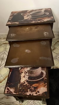 ٤ طبلات • نضيفه • ٢ جامات مكسورات