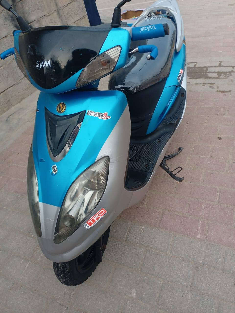 السلام عليكم ماطور سايم ابو عيون للبيع شغال صلف أو هندر او كهربائيات كله شغال ماطور نضيف جدا
مكينه فول نعومه
موديل 2018
السعر 450 او بي مجال قليل
مكان الرمادي
الاستفسار ***********
