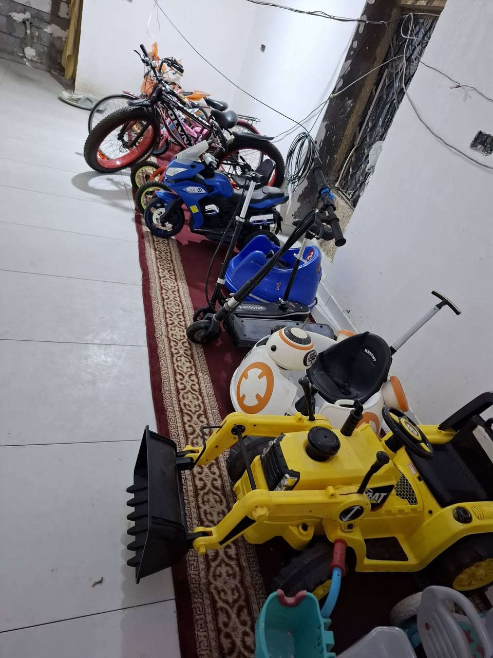 السلام عليكم ورحمة الله وبركاته..
بايسكلات مميزة (للبيع شلعة واحدة/ بيعة كاملة) 🎯🛒
​لأصحاب المحلات، أهل البسطات، أو العوائل الي تحب تميز أطفالها، متوفرة عندي هالمجموعة النظيفة والمنوعة من ألعاب الركوب والبايسكلات مثل ما موضح بالصور المرفقة، والبيع للمجموعة كاملة شيلة وحدة


**إذا كنت صاحب هذا الإعلان وتريد حذفه لأي سبب، رجاءا أرسل رسالة إلى الدعم الفني**