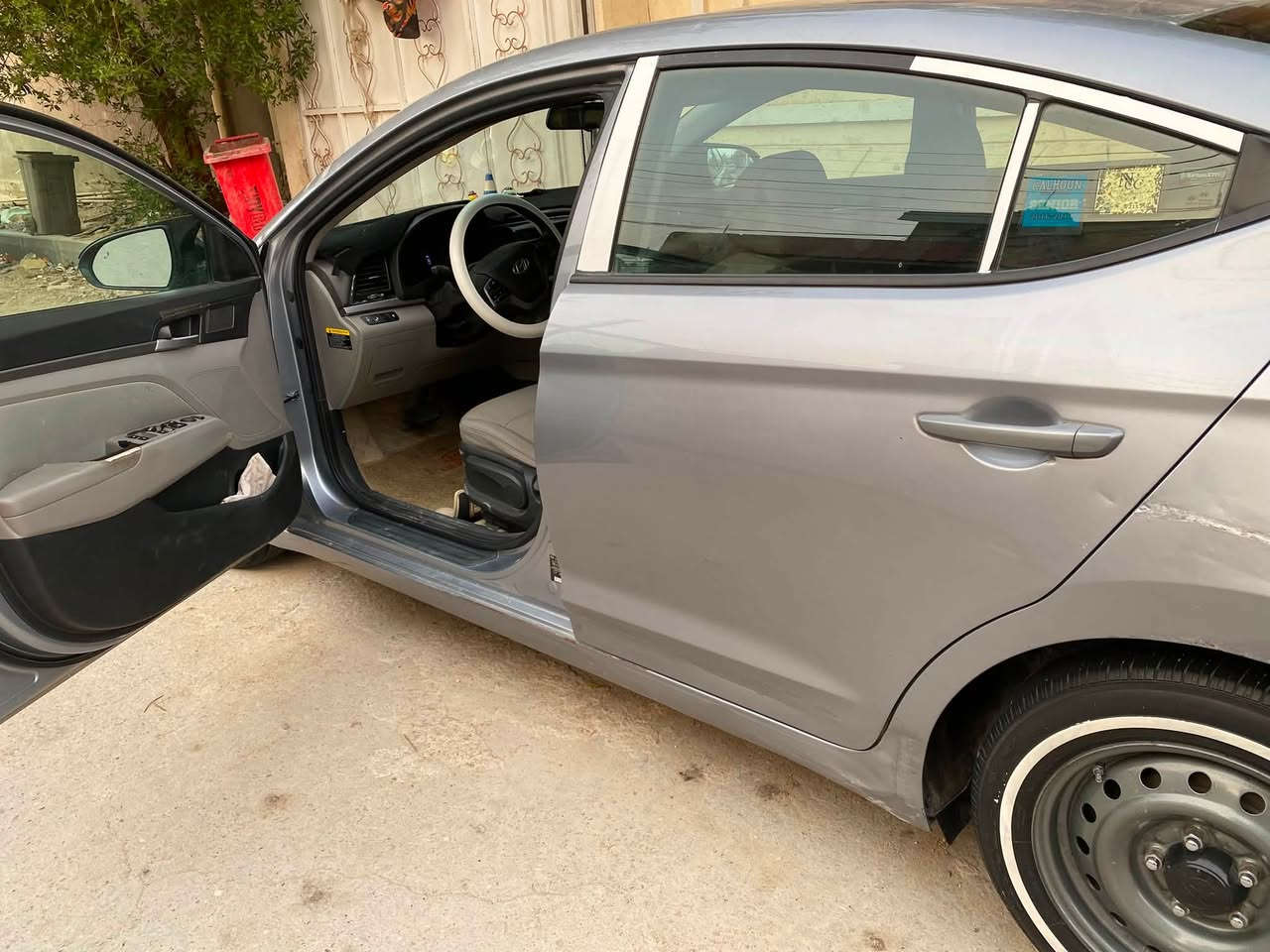 النترا ٢٠١٧
للبيع او مراوس 
سياره فول مواصفات
ضربتها اطراف جاملغ واطراف البنيد
سياره جاهزه خير من الله السعر خاص او اتصال ع رقمي مامتواجد هواي ع الفيس ***********
