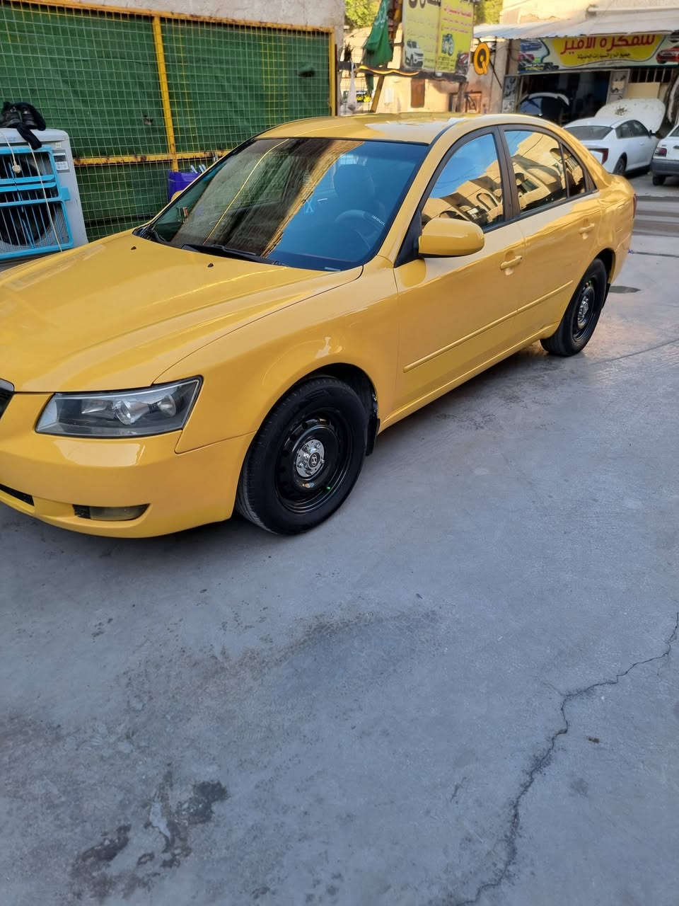 سلام عليكم سونتا 2006وارد خليجي  كير عادي مكينه 2000 مكينه وكير جديد تبريد ثلج رقم انبار بأسمي سنويه مشروع وطني سنويه وهزه جديده (67)وبيها مجال بغداد المنصور(***********)
