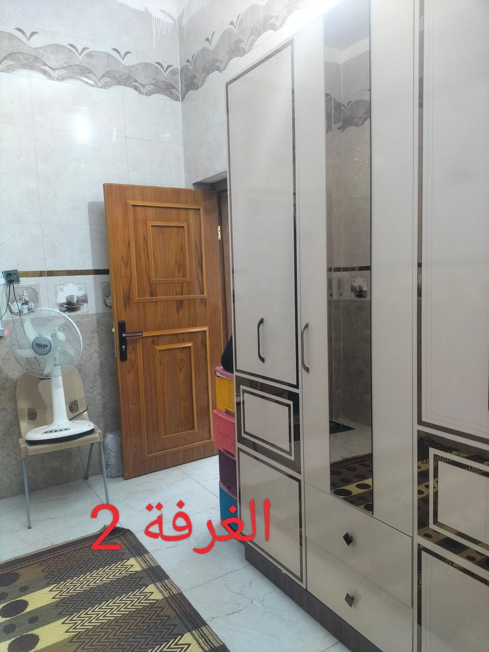بيت للبيع بناءه جديد طابوق كونكريت 
ركن شارعه 20 متر مساحه 140 واقع حال
العنوان الفداء نهاية ابو لبنان بين شارع 60 والمدارس الصينية 
السعر 120 للاتصال ***********
