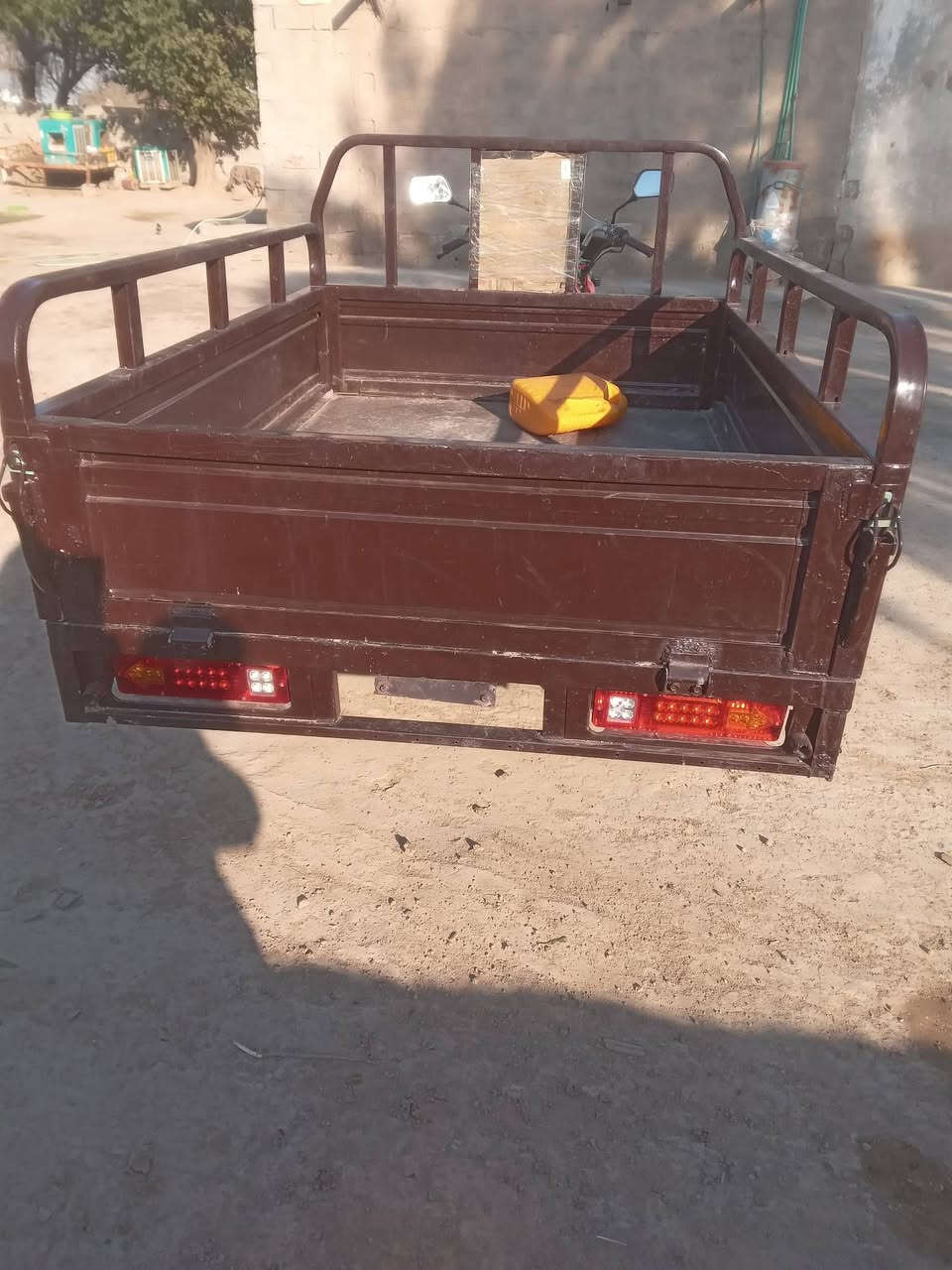 ستوته موديل ٢٠١٥ كامله اي نقص مابيه العنوان عزيزيه السعر ١١٠٠ مليون بيه مجال قليل خاص ماكو رحمه والديكم أوراق كا مله ***********
