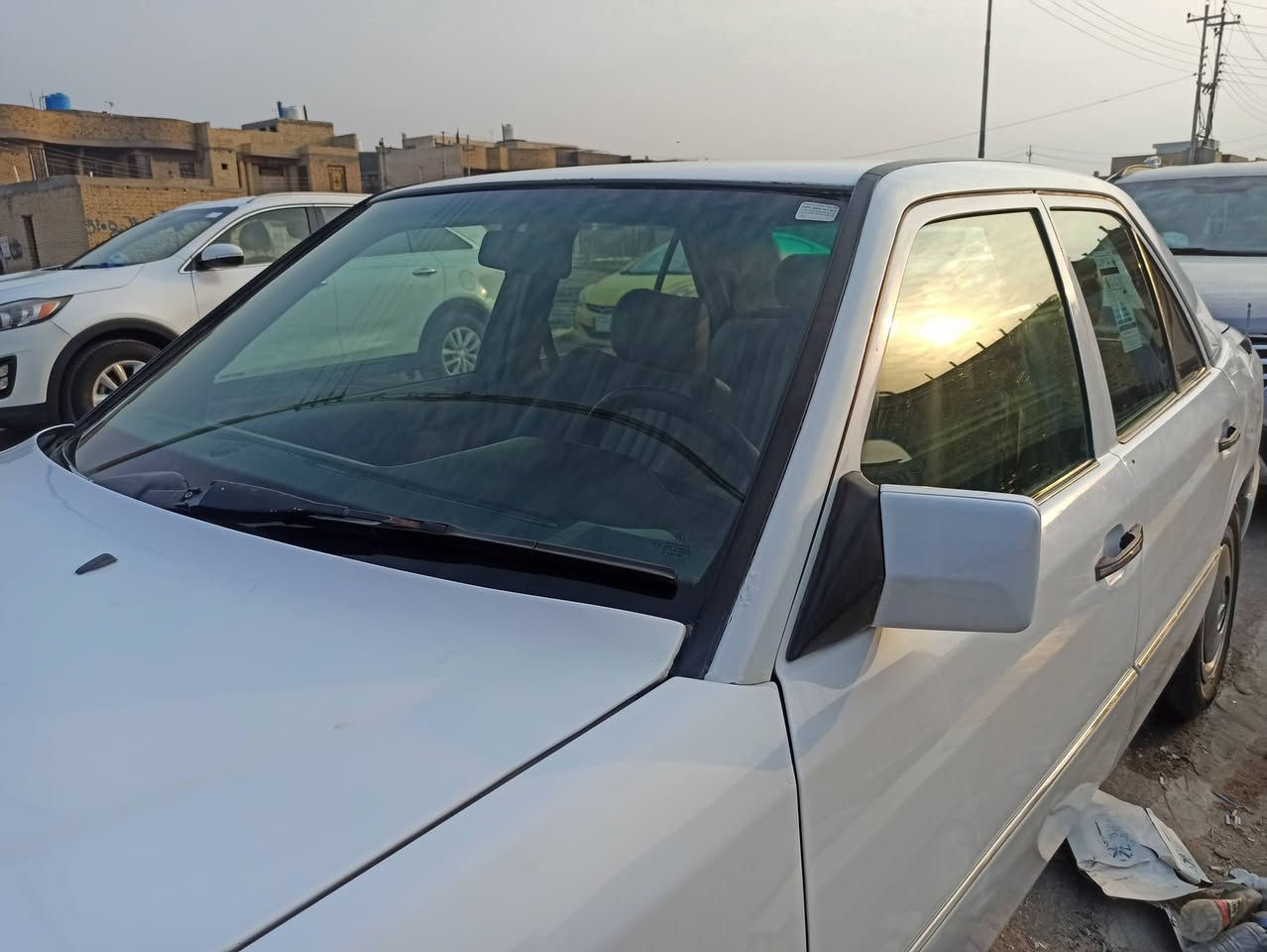 مارسدس دب 
موديل 87
رقم بغداد الدولي 
سنويه لنهايه 2029
محرك محور بطه 2500
تخم تاير جديد 
حداديه جديده 
دواخلها وكشرها نظيف 
سياره  مالت جناي 
مكاني ناصريه /مركز 
سعرها 58وبيها مجال للشراي 
متواجد ع الخاص 
او واتساب ***********
