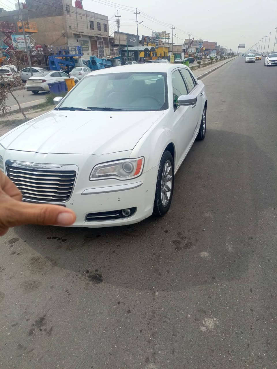 سلام عليكم اومامه 2014 سياره متومه رقم اربيل شرط الحاسبه محرك 8vهيمي سياره كويتيه مكفوله من الكص سعر 83 بيها مجال مكان البصره ***********
