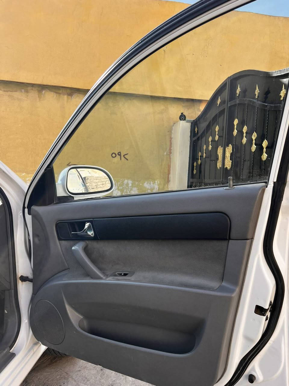 اسلام وعليكم شوفليت وپترا موديل 2012 رقم سنوى جديد مكينه بشرت 196 هزار روشتوه سياره دوو جى كارتى هه يه تخم تايره جداد سياره هه ى كه لى بى ملا حزه يه سه قفى خاوينه بى مه وجه سياره كه جاهزه رقم موبايل*********** اكر, نينوى
