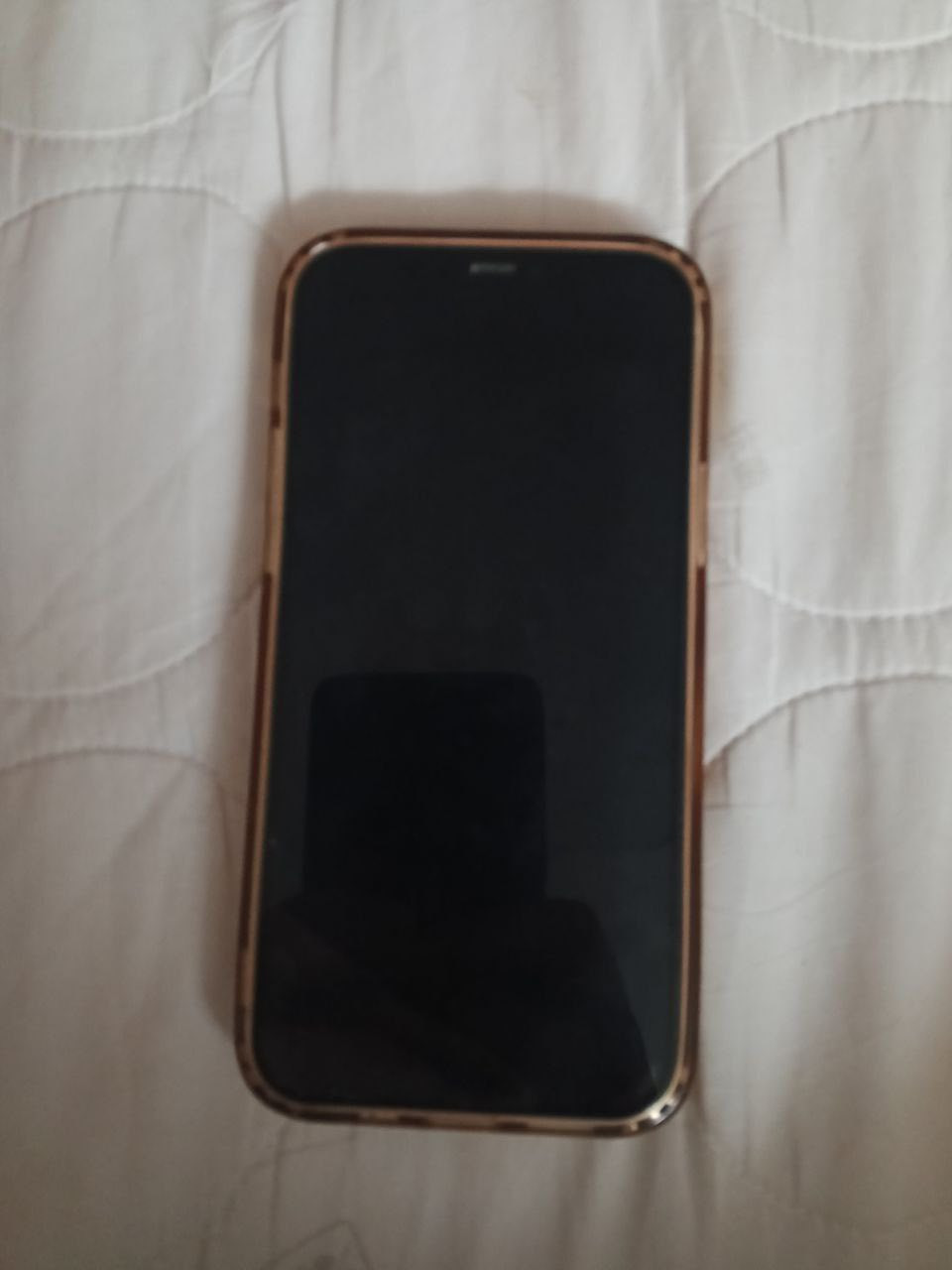 السلام عليكم ايفون 12 عادي نظافه ‎%‎100‎
بطاريته ‎%‎87
الشاشه اصليه ثلاث خيارات  للبيع او المرواس بدراجه ايراني مكاني بغداد مدينة الصدر ***********
