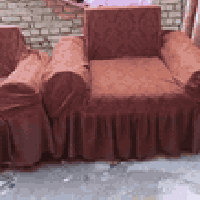 من رخصت الادمن تخم نضيف 3 قطع موضح في الصورة السعر 60 وبي مجال البوفيه...