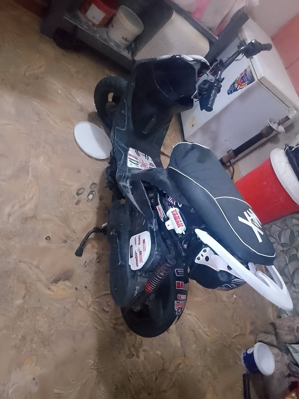 ماكس عدله حربيه شلعه ومعدل تاكل الكاع مفتوحه ولفات باغي ابلاد  شلعتها حلوه سيت كامل حربي السعر 500 وبيها مجال العنوان القبله رقم الهاتف ***********
