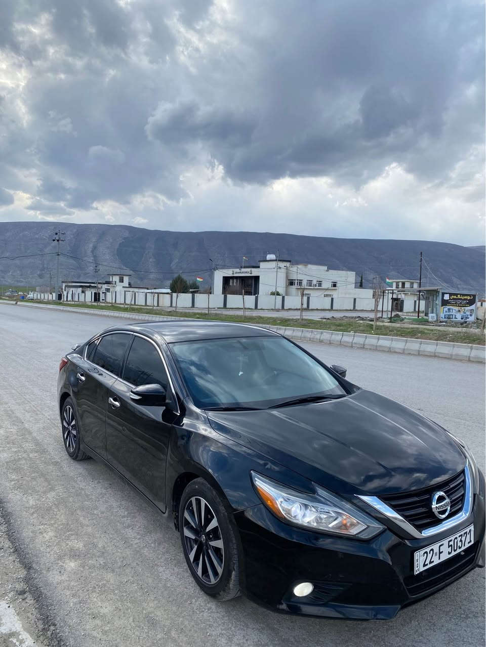 نیسان التیما ٢٠١٨ SL
نموونەیە لە.جوانی
بۆ فرۆشتن  قەپات مواسەفات بەس سلایت نیە
١پارچە سبوخ لەگەر تۆزەک دەرگا -سندوق بەس کلێرە لەسەر شوخت
گێرو مەکینە بەشەرت
سعر ١٢٥ کەمەک مجال
*********** أربيل, العراق
