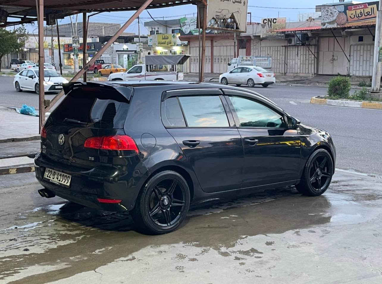 Golf mk6 tsi
موديل 2010. گير عادي سبورت6 گير
مه كينه 14 توربو. به شه رت نايده م مه كينه ي تاك ايش اكات و ده نگي تيايه توربوي به شه رت بي عه يب 
. مه كينه ي به 5 گه لايه 
بيطاقه ي به نزيني هه يه

چوار بارچه بوياخ لاي سه كن بي ده عم له سه ر شوخت بوياخ كراوه ده عمي نيه 
ويلي oz17 تازه به ستومه بوي و له گه ل چوار تايه ي تازه . 
لايتي شكل گولف 7فول ليد
ئاوينه باتمان
باڵى سپورت
 عنوان : كركوك
***********
سعر: 72 كركوك, العراق
