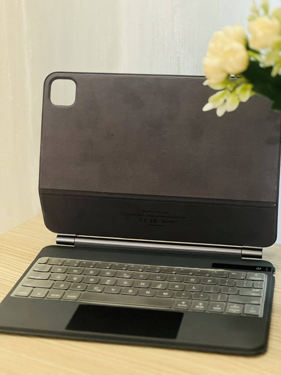 ماجك كيبورد كوبي ايباد 11 انج
جديد غير مستخدم 
سعر 20
***********
عنوان ديوانية
