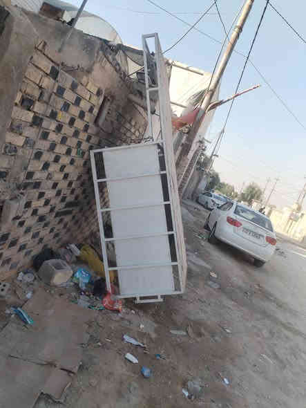 ستوته للبيع موديل 18 رقم سنويه باسمي العنوان حي العسكري شارع السبيس السعر باثنين ونص***********
