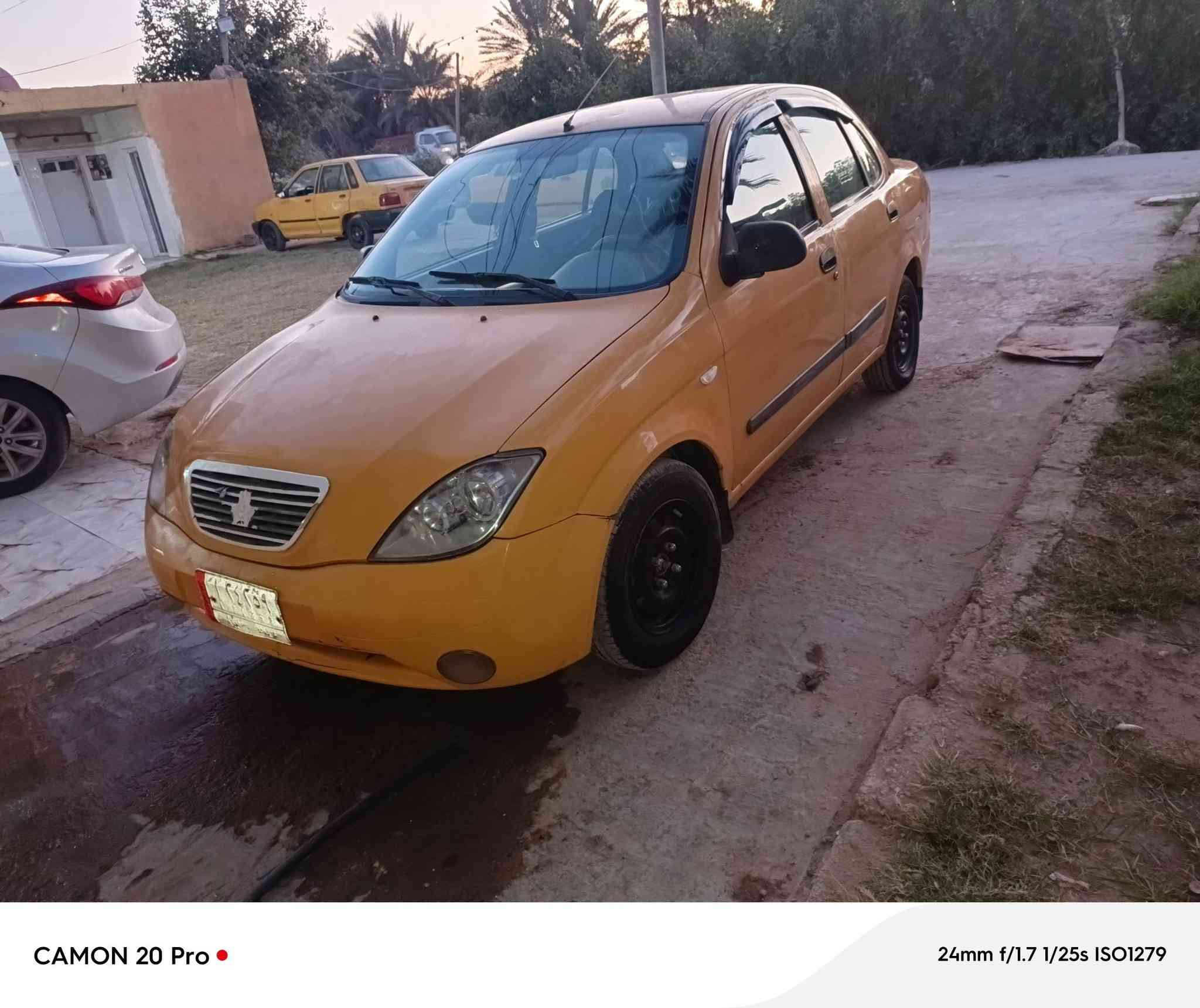 طيبه البيع مكفولة كفاله عامه من كلشي من صبغ وضربه وتبديل فقط دوس صابغهن سيارة جديدة وحلوه كير مكينه جديد تخم تاير حداديه جديدة كهربيات شغاله غرفه نضيفه شواصي بلادي تبريد ويا سويج هيه جديدة رقم كربلاء الماني تحويل مباشر مضخم صوت🔊  سيارة جاهزة الاخير سعر 45 وبيها مجال حك جيه مكاني كربلاء *********** *********** اخوكم🌺 واخدمك ابوفلاح الجبوري
