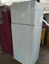 ثلاجات شغالات فووول تجميد وتبريد  ««عددهم، 4 ثلاجات سعر القطعه الوحده ...