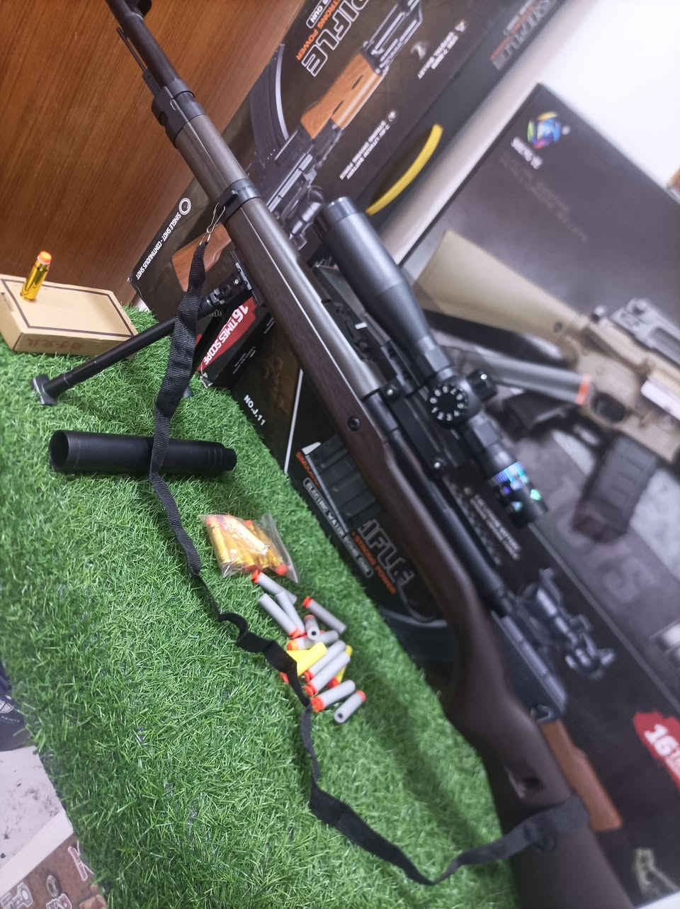 برنو لعبه للتسليه أو للعرض والديكور فايبر كلاس بتفاصيل وحجم حقيقيه سحبة اقسام سرگي نفس الحقيقي طول اكثر من 130cm
ناضور يبعد ويقرب المدى من15-25متر
سعر وتفاصيل خاص توصيل موجود


**إذا كنت صاحب هذا الإعلان وتريد حذفه لأي سبب، رجاءا أرسل رسالة إلى الدعم الفني**