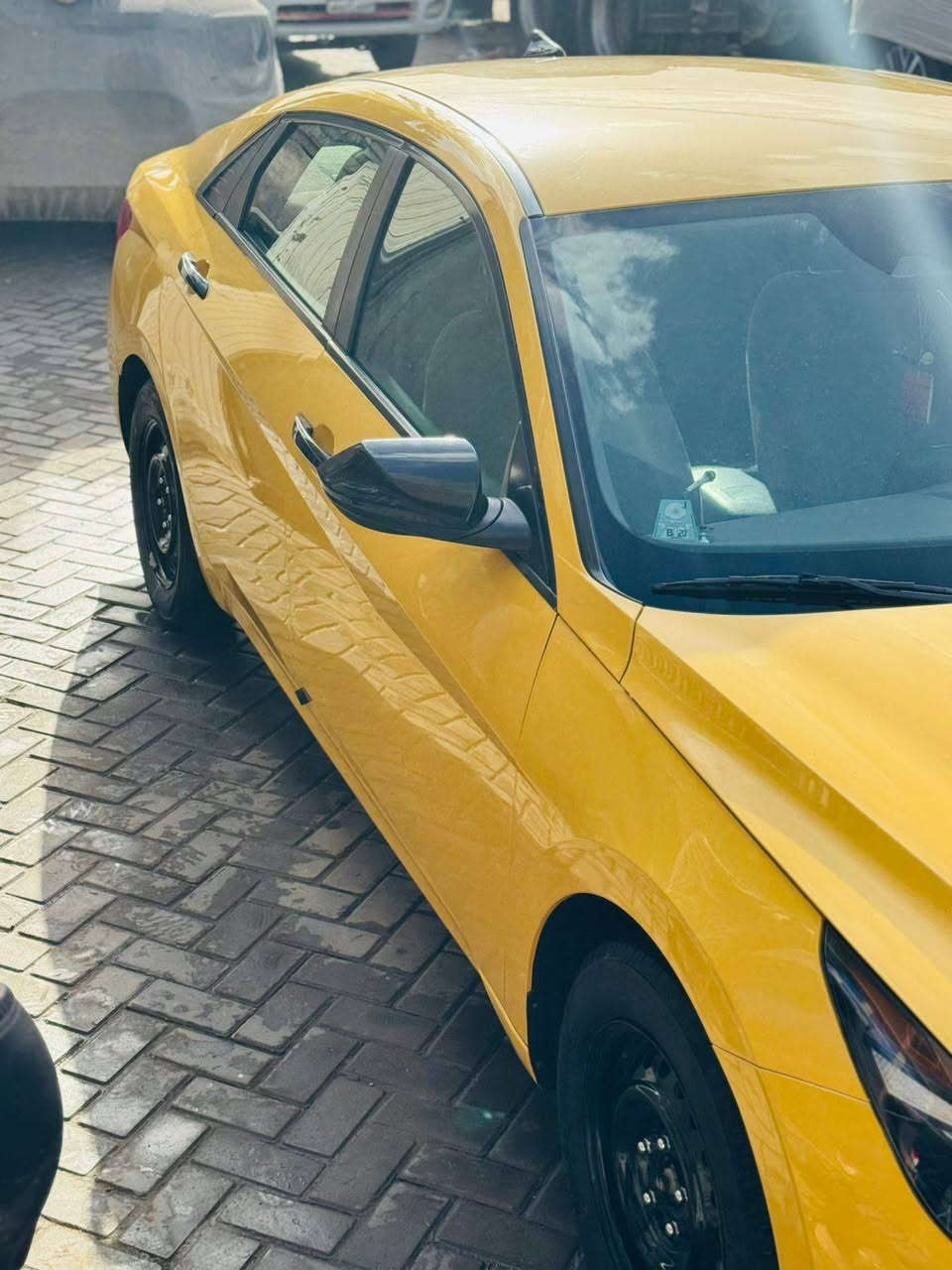 سلام عليكم سياره للبيع انتره صفره 2023 سياره كدام عينك ***********
