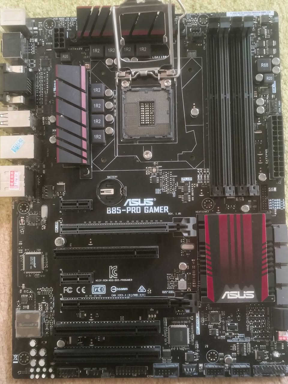 السعر 30 او لتبديل مقابل هارد


**إذا كنت صاحب هذا الإعلان وتريد حذفه لأي سبب، رجاءا أرسل رسالة إلى الدعم الفني**