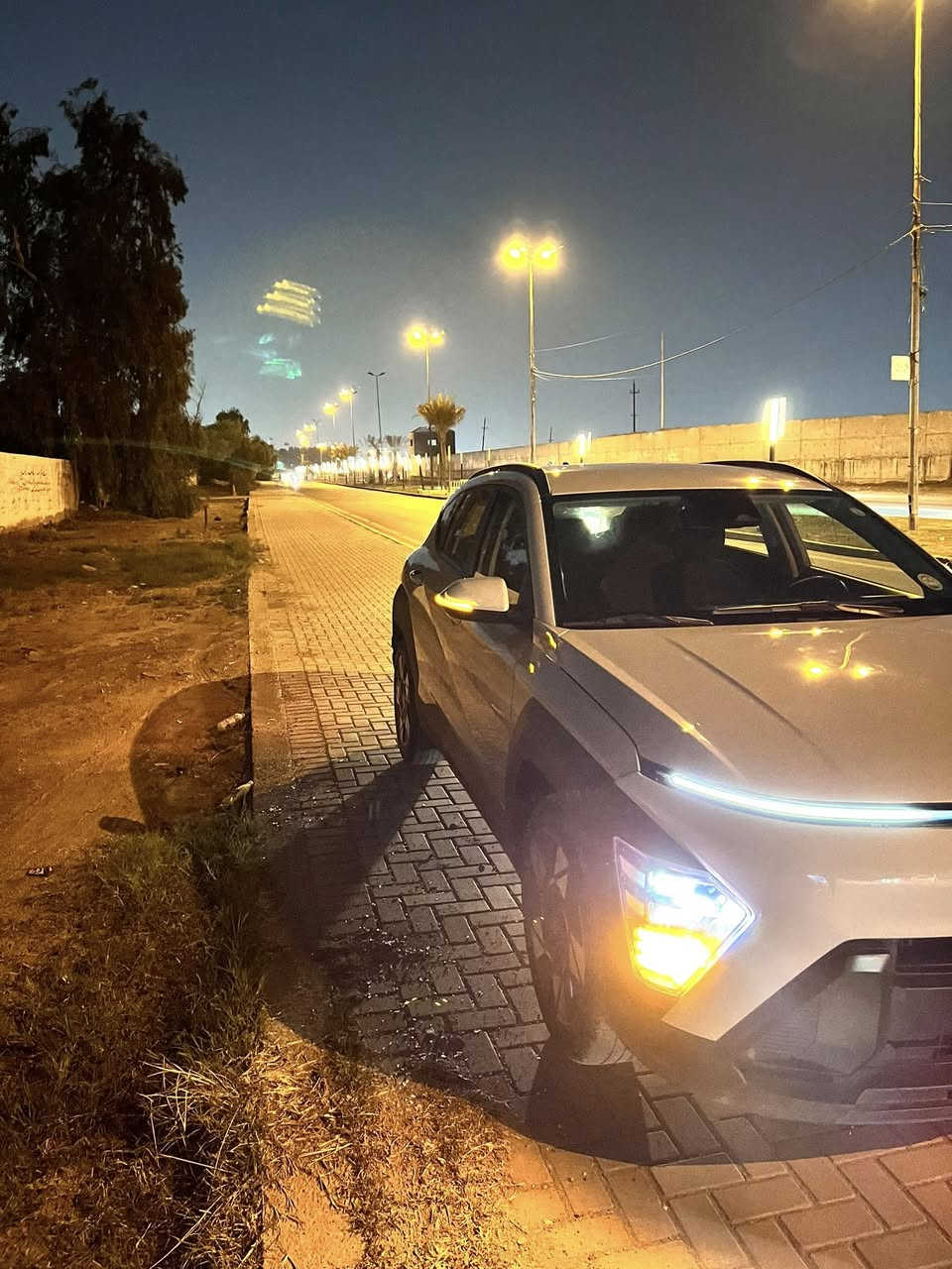 هيونداي كونا 2024 SEL
ايرباك سليم ✅️
الشاصي سليم ✅️
جاملغات امامية فقط سرقة وبنيد مصلح 
اللون اسمنتي 
مكينة 2000 
ماشية 31 الف
كير تعليك 
شاشة ديجيتال متصلة 
انظمة قيادة متعددة 
وضعيات شاشة متعددة 
اوتو هولد 
رادار 360 
كشن كهرباء + تدفئة  
تبريد خلفي 
منافذ تايب سي 
باقي المواصفات معروفة 
بغداد اليرموك 
***********
اتصال او واتس اب رجاءً ممتواجد فيس 
السعر 182$
