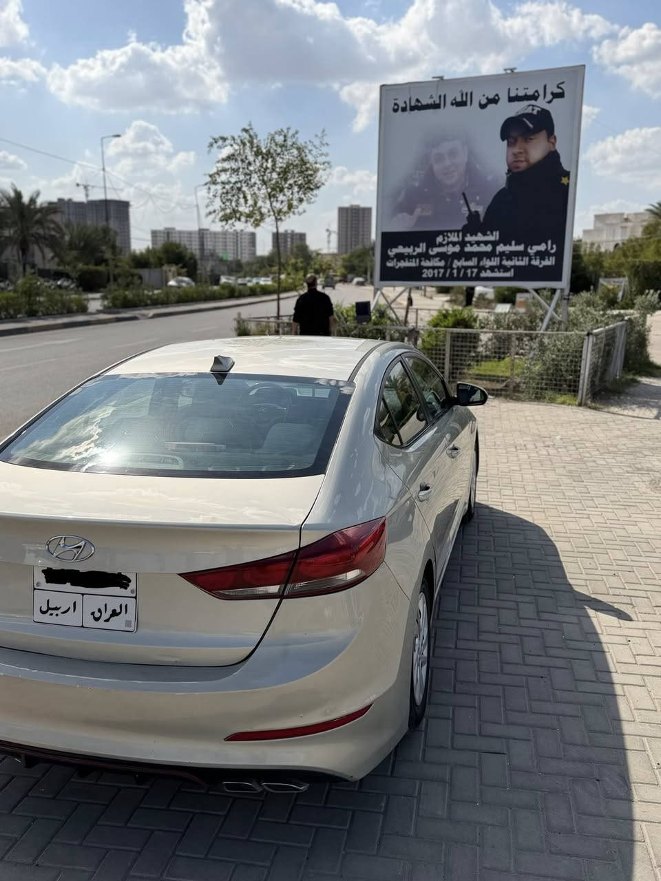 السلام عليكم
النترا 2017 وارد امريكي محرك 2000 دوش رقم اربيل بأسم شركة تريد تحويل تريد وكالة مضمون السياره تعتبر كلين حادثها نص دعاميه خلفيه فقط يعني نص الدعاميه الخلفيه صبغ شرط مو كلها السياره حاليا ماشيه 65 السياره كلهه كبس شرط برغي مامفتوح بيها من الشركه صدر الشركه وغاز الشركه كتلوك وسبيرها شرط مانازل اي كلوب بلدشبول مامشتغل شادلهه تخم تاير برجستون جديد بيها شخوط بلجاملغ الخلفي وكحلتهن فقط تكحيل وشرط الجامه الاماميه بعدها مال الشركه بدون كسر يعني سياره جاهزه وماملعوب بيها #السعر130 
العنوان بغداد البياع الشرطه الخامسه 
***********
***********
