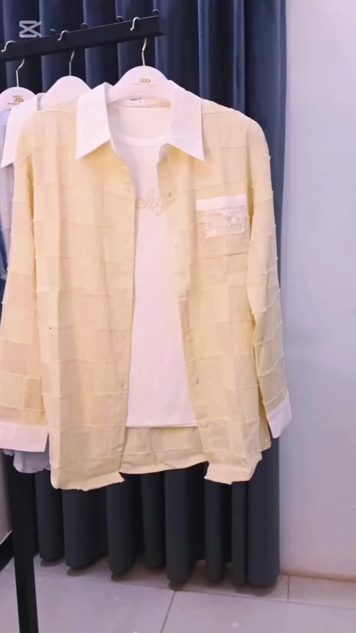 سوت بناتي  تونز قميص + كيلوت 🩵🍒

يلبس من 6——-16 سنة ✅

العنوان 📌الصويرة -حي المعلمين -شارع عمارة المنغر  -مقابل سرمد مول -مجاور تنزيلات حمودي -مجاور كريم بلادي للستائر

🚖توجد خدمة توصيل لكافة محافظات العراق 🇮🇶🚖 
للاستفسار***********
