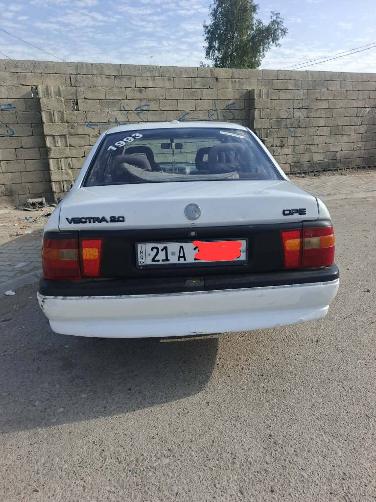 اوبل فكترا 1993 لوك بلادي بدون صبغ 
رقم شمالي سليمانية سنوية جديد لحد2030
بيها كوبون بانزين
حجم محرك 20 كير عادي 
سيارة مابيها حادث  حتی هلال بلادي كلها شرط
السعر46ورقة وبيها مجال بسيط 
مكان طوز خورماتو 
*********** طوز, صلاح الدين
