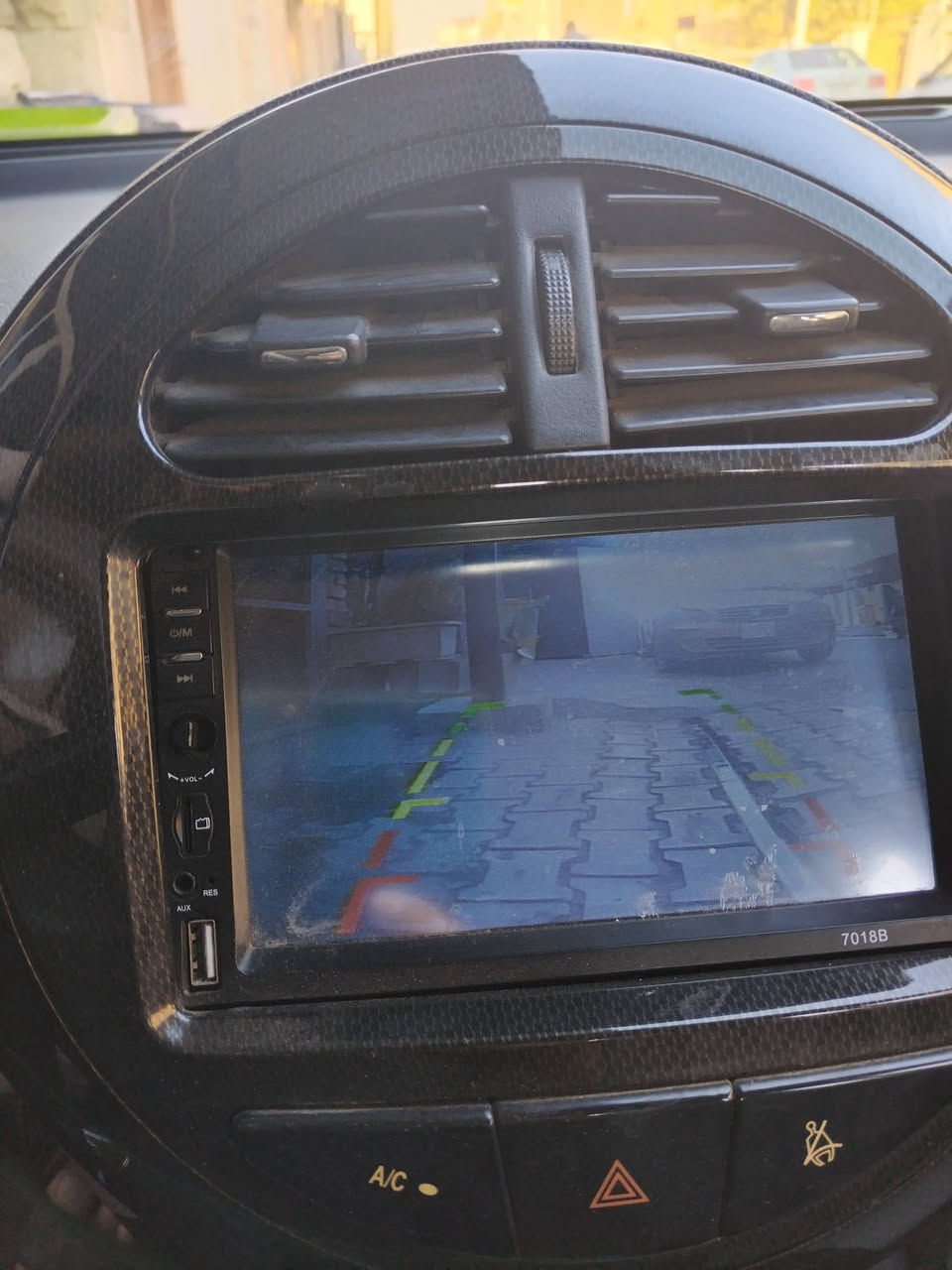 السلام عليكم باندا 2013 بغداد رقم جديد سنويه 2030 ماشيه 59 شاشه كامره بدون صبغ فقط دعاميه تبديل بسم زوجتي مكان البياع *********** السعر 50
