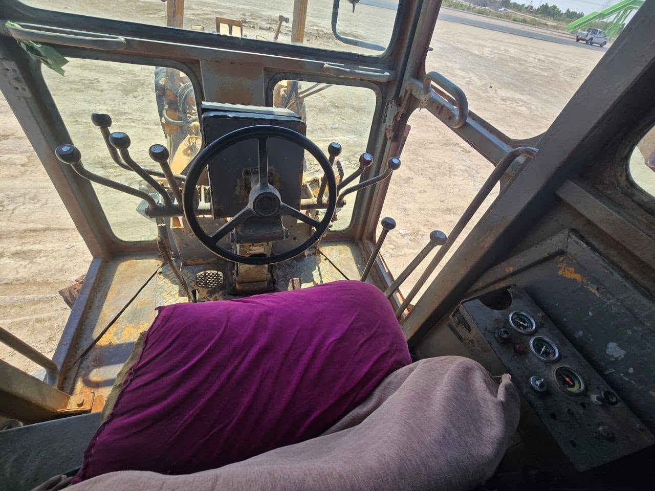 كريدر كوماستو 37للبيع جاهزه للعمل مكينه محدث كشر لايبرات العنوان الذي قار الرفاعي ***********
