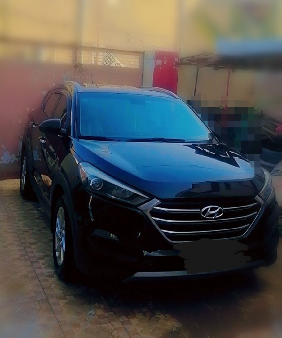 سلام عليكم 
هيونداي توكسان لون اسود موديل 2016وارد امريكي محرك 2400GDI 
رقم بغداد بأسمي
حادثها فقط دعاميه كدام صوره الحادث مرفق مع المنشور 

المواصفات: 
-كامره خلفيه 
-كشن امامي كهرباء
-لايتات ازنون
-نضام ايكوEKO
-نضام سبورت Sport
فور ويل     AWD  4×4
-نضام نزول منحدرات
-مانع انزلاق 
سياره رقم بغداد دولي بأسمي 
مكان الديوانيه مركز
السعر 150$

الرقم ***********
