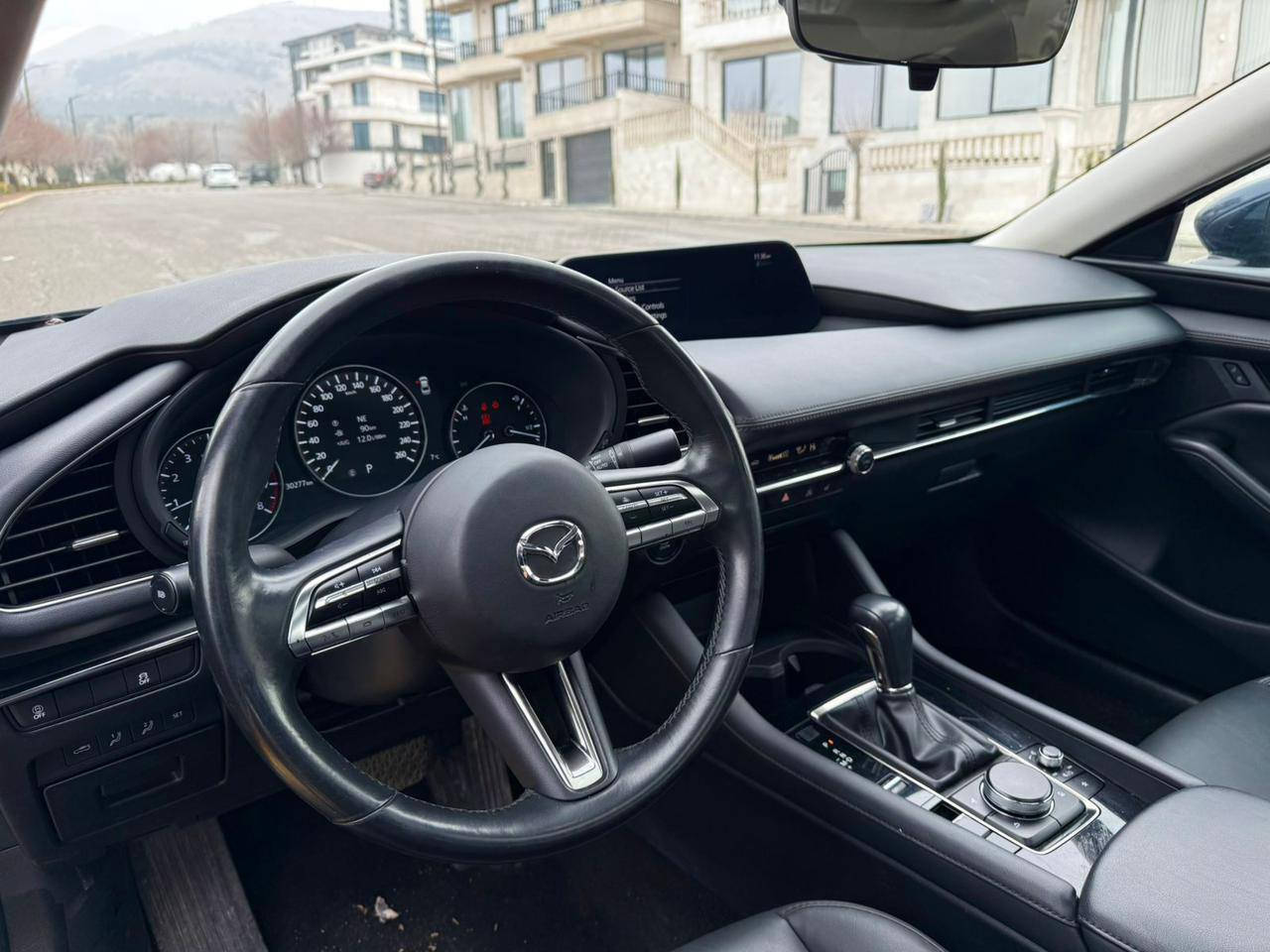 Mazda 3 2023 preferd  فول فول مواسەفات 
رادار سلایت کوشن خەزن کوشن گەرم فول فول رەقەم سلێمانی سەنەوی هەموو شتی تازەیە تا ٢٠٣٠ تەنها بۆنیت چملغی بۆیاخە یەک پەلە pdr  هەیە سعری خوار هەموو بازاڕ بۆ زانیاری زیاتر تیل بکە 
***********
*********** السليمانية, العراق
