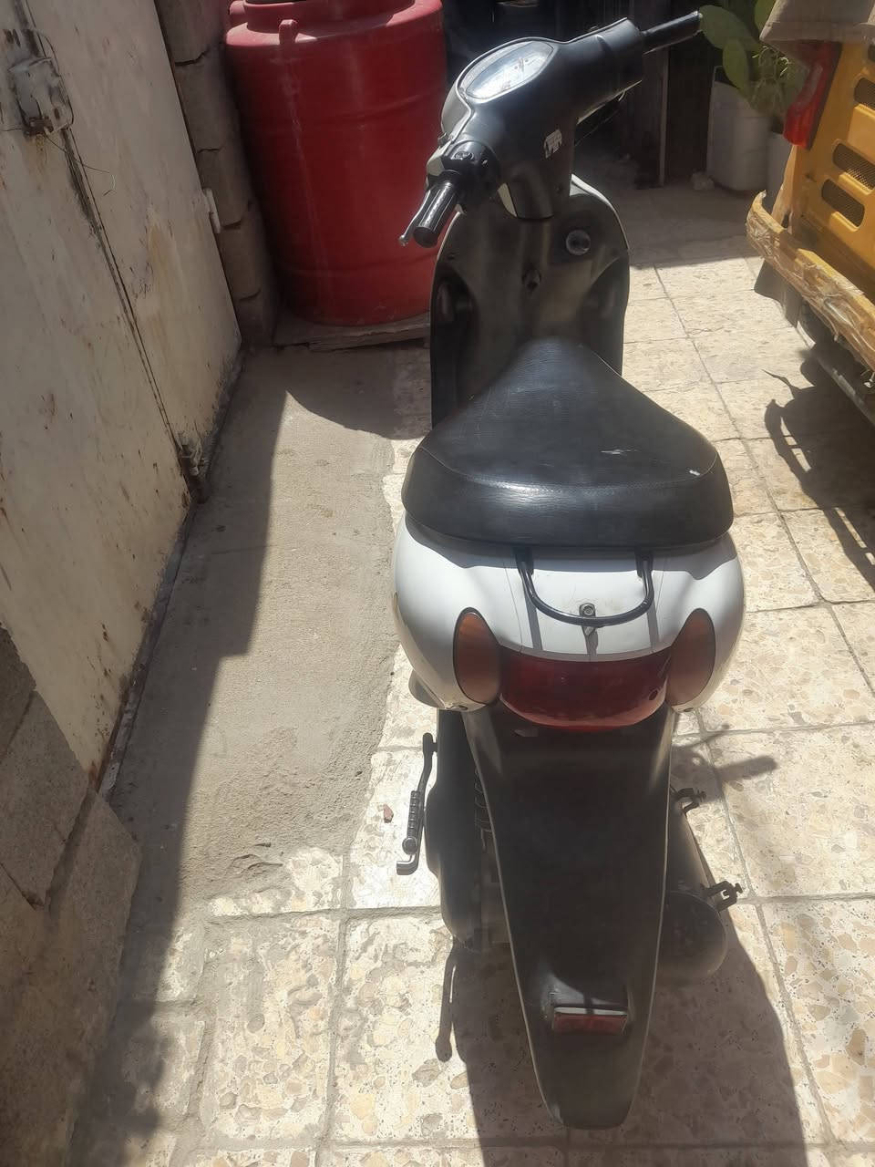 سلام عليكم
دراجه ساسوكي ولفات نوزل نعجه ٦٠ للبيع 
الدراجه كامله من كلشي اي نقص ما بيه 
سلف وهندر وكلهه شغاله 
العنوان: ميسان  المجر الكبير 
رايده : ١٠٠ بيه مجال 
متوفر وتساب وشريحه :***********
مستعجل على بيعته
مستعجل على بيعته
ملاحظه: دراجه تشتغل وتطفه ابيع كوم حديد
