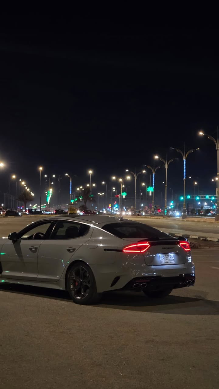 السلام عليكم  بيع سريع او مراوس حسب القناعه   
كيا ستنكر GT2  2018 اعلى فئه 
محرك ٦ سلندر توين تيربو   
حجم 3.3 توين تيربو 
القوة :- 370 حصان 
العزم :- 520 نيوتن متر 
تسارع 0 الى 100 :- 3.9 ثانية
رقم بغداد باسمي
ماشية 74 الف 

مواصفات :-2 GT معروفه فول 1/1
-بصمة + دخول ذكي 
‎بانوراما- 
-صندوق كهرباء بصمة و يفتح عن طريق الاشارة 
‎نقطة عمياء- 
-مري شفط 
-رادارات امامية + جانبية + خلفية
‎كشنات حضن-+ منفصل 
‎مرايات تعتيم ذاتي- 
-لايتات الأمامية 4عدسات LED اتو متحرك مع ستيرن 
-بگ لايتات LED
-لايتات الداخلية LED
‎شفتات ستيرن- 
‎داتاشو- 
‎جنطة كهرباء شفط-
-انارة الترحيب اثناء فتح الابواب
-مري قلاب
‎هاند بريك بصمة-
‎حساسات امامية خلفي مع توقف ذكي-
‎قيادة ذاتية- 
‎تنبيه خروج مسار- 
‎نظام بريك 6 بستم Brembo‏‎-
‎‏‎‏‎شاحن هاتف (امامي وايرلس/خلفي-
‎نظام كار بلي وايلريس-
‎‏‎تغيير صوت الاكزوزت من شاشة الاعدادات-
‎‏‎‏‎  ( عالي ، وسط ، منخفض ) 
‎‏‎‏‎خزن كشنات ميموري Set 1/set2-
‎‏‎‏- كشن (جلد+اماميات كهربائي+تدفئه)
‎‏‎‏‎ستيرن  D (تحكم كامل+كير+مثبت سرعة)-
‎‏‎‏‎مري (ترحيب+تحكم+كاميرا +اشارات+شفط)-
 ‎‏‎‏‎تبريد قطعتين الخلفي منفصل + امامي منفصل‏‎‏‎- 
-اوتو ستوب Auto Stop
‎‏‎‏‎خمسة انظمة قيادة- 
‎‏‎‏(Smart+Eco+Comfort+Sport+Custom)

مكان السيارة الرمادي
للاستفسار ***********

