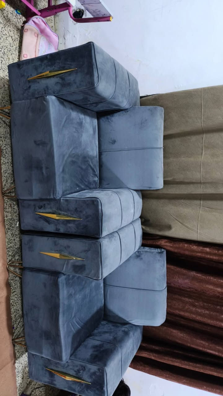 تخم سعر 200 عنوان سكندريه حي العسكري


**إذا كنت صاحب هذا الإعلان وتريد حذفه لأي سبب، رجاءا أرسل رسالة إلى الدعم الفني**