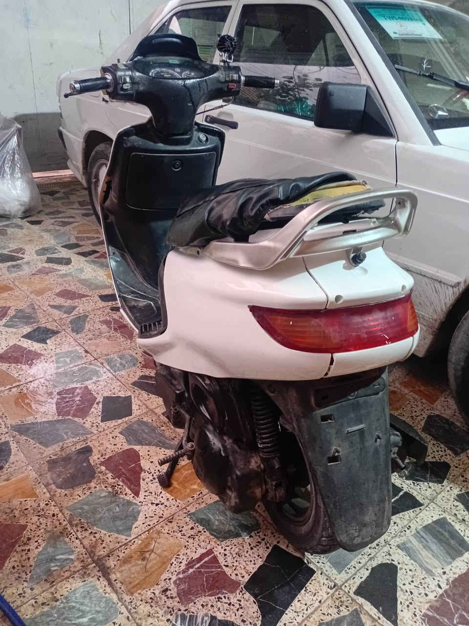 السلام عليكم دراجه للبيع فراشه دراجه نظافته تسولف مكينه ألكهربء مال دراجه كله شغاله سلف وهندر نكره  ول شراي يجي خاص


**إذا كنت صاحب هذا الإعلان وتريد حذفه لأي سبب، رجاءا أرسل رسالة إلى الدعم الفني**