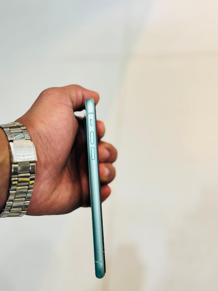 السلام عليكم من رخصة الادمن
متوووفر للبيع

              

📱ايفون 11عادي  

جهاز تحفه

🩵لون  

💾 ذاكرة64

🔋 نسبه البطارية 78

📞دبل سيم كارت

فول نضافه 
فيس ايدي شغال

الشراي يتفضل خاص لو يتصل عل رقم 

‏ ***********
